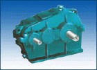 A850漸開(kāi)線(xiàn)圓柱齒輪減速器